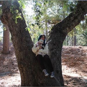 Meet your Posher, Aless